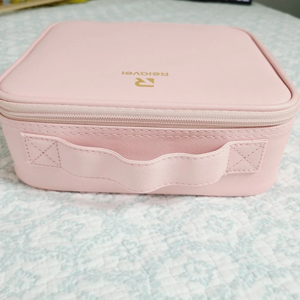 Relavel Pink Travel Makeup Organizer Hard‎ Shell Coquette Minimalist Clean Girl
